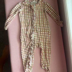 Spearmint Love onesie 3M